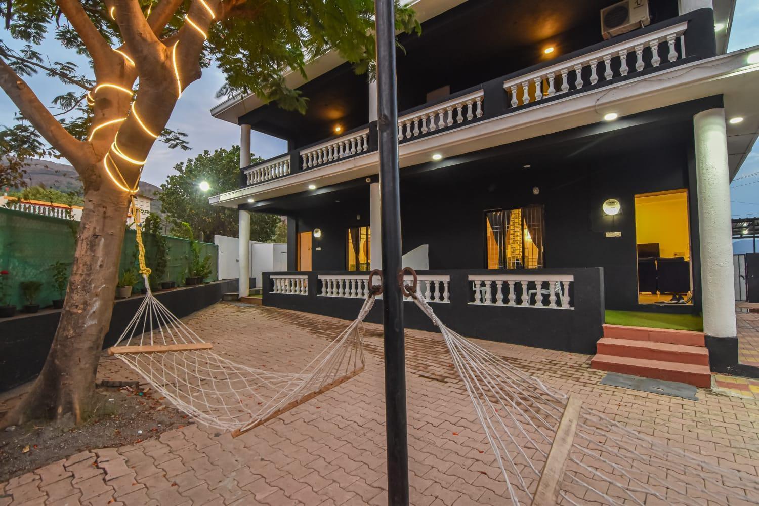 Black Stone Villa Kārli 外观 照片